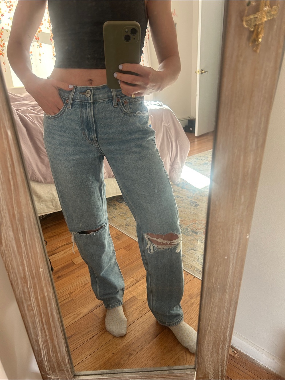 American Eagle Outfitters Light Blue Distressed Jeans